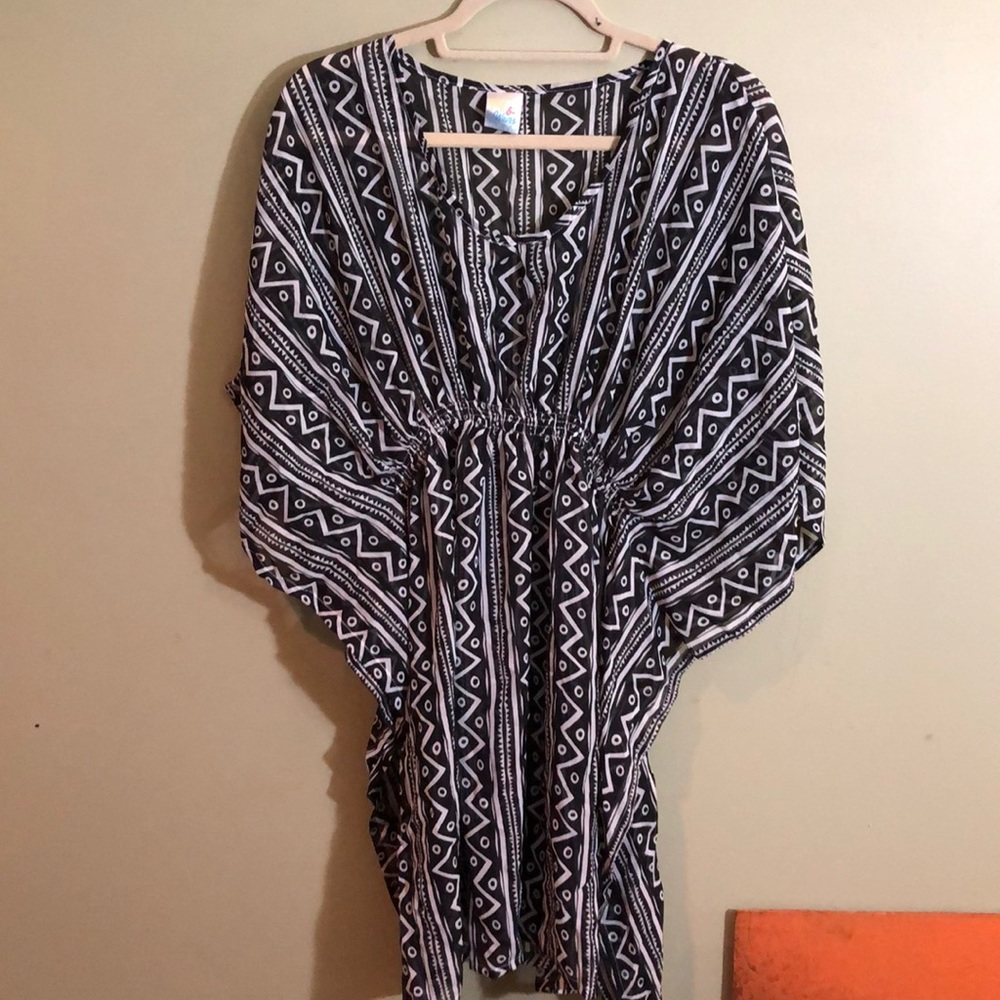 NWT Women’s Chiffon Beach Cover Up